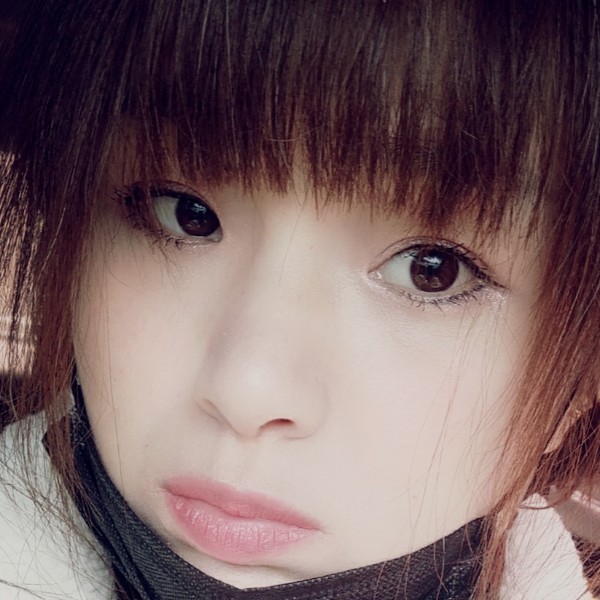 冷色系里的一抹暖的照片