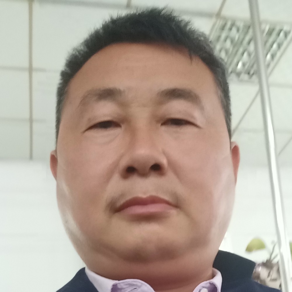 正气凛然红哥的照片