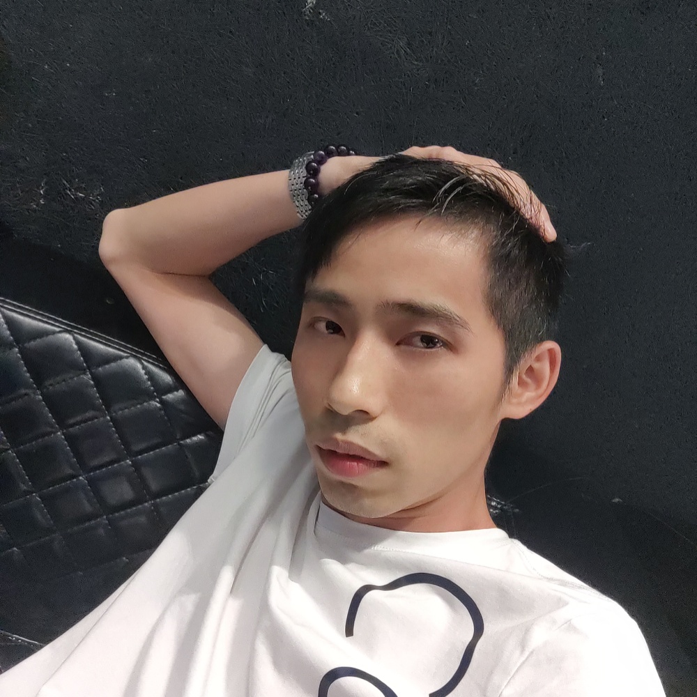 杜演的照片
