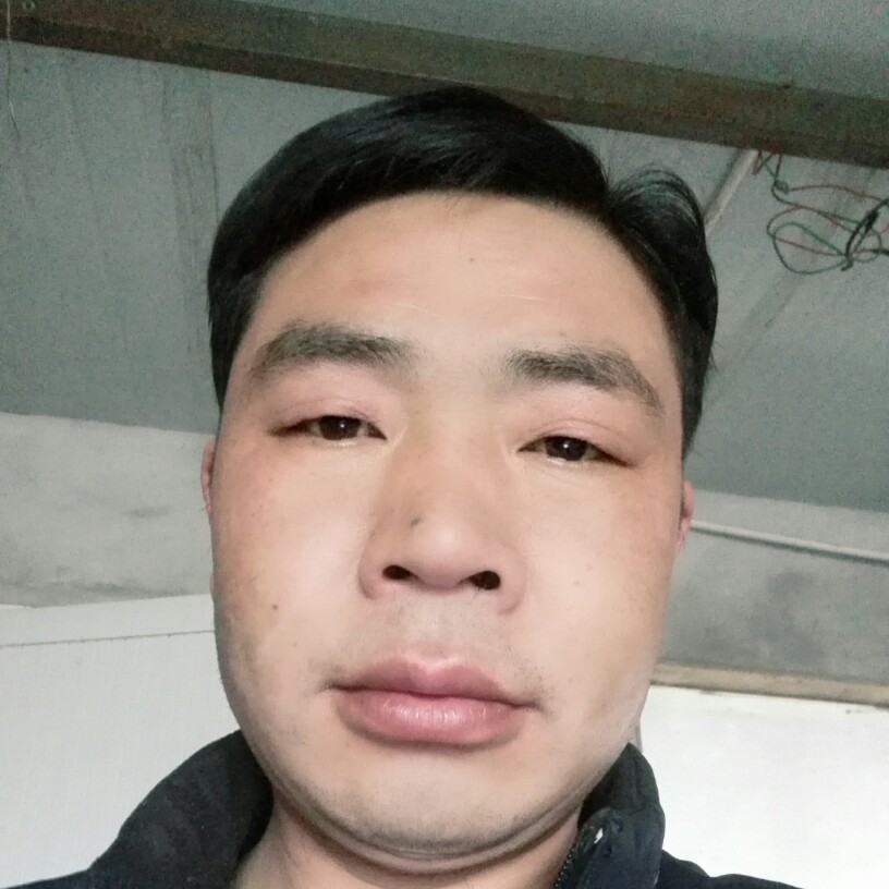 谭荣均的照片