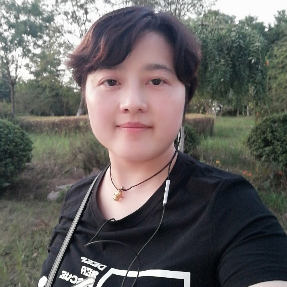 熊丹华的照片