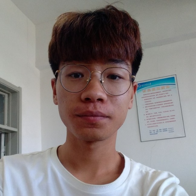 绿茵llk的照片