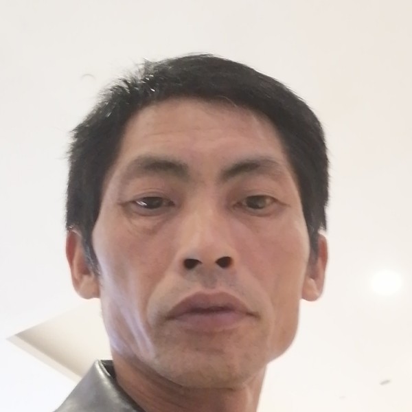 凉城与标致的照片