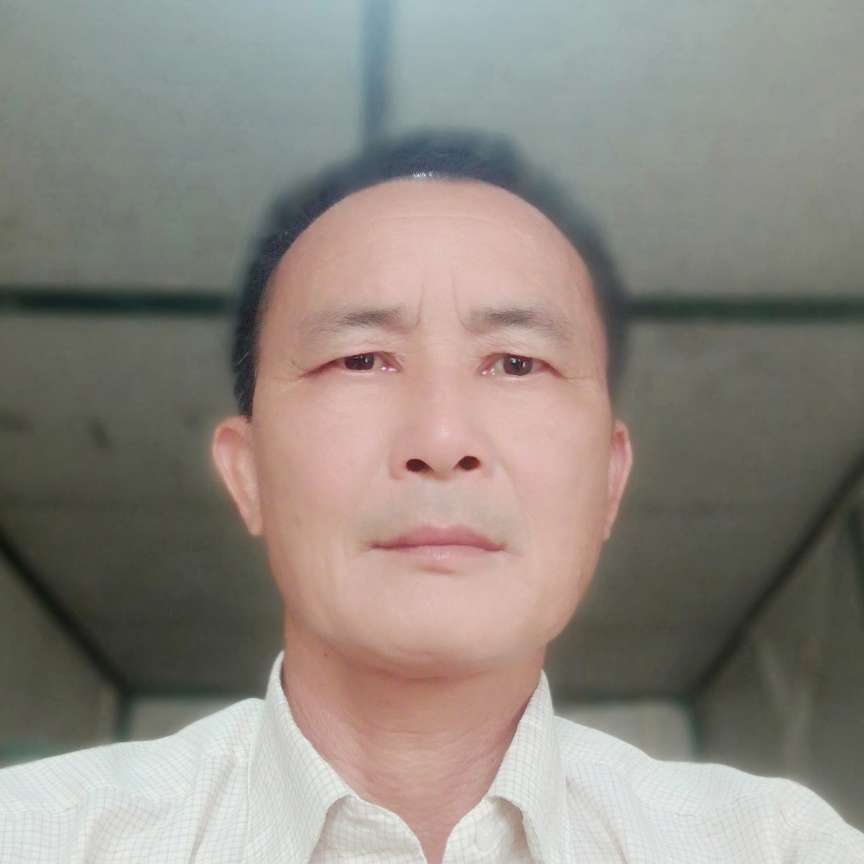 灯泡泪了怕黑的照片