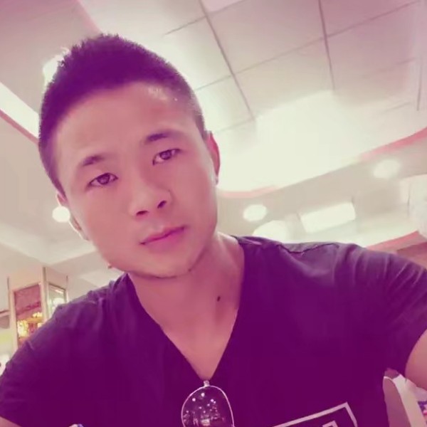 守顶龙的照片