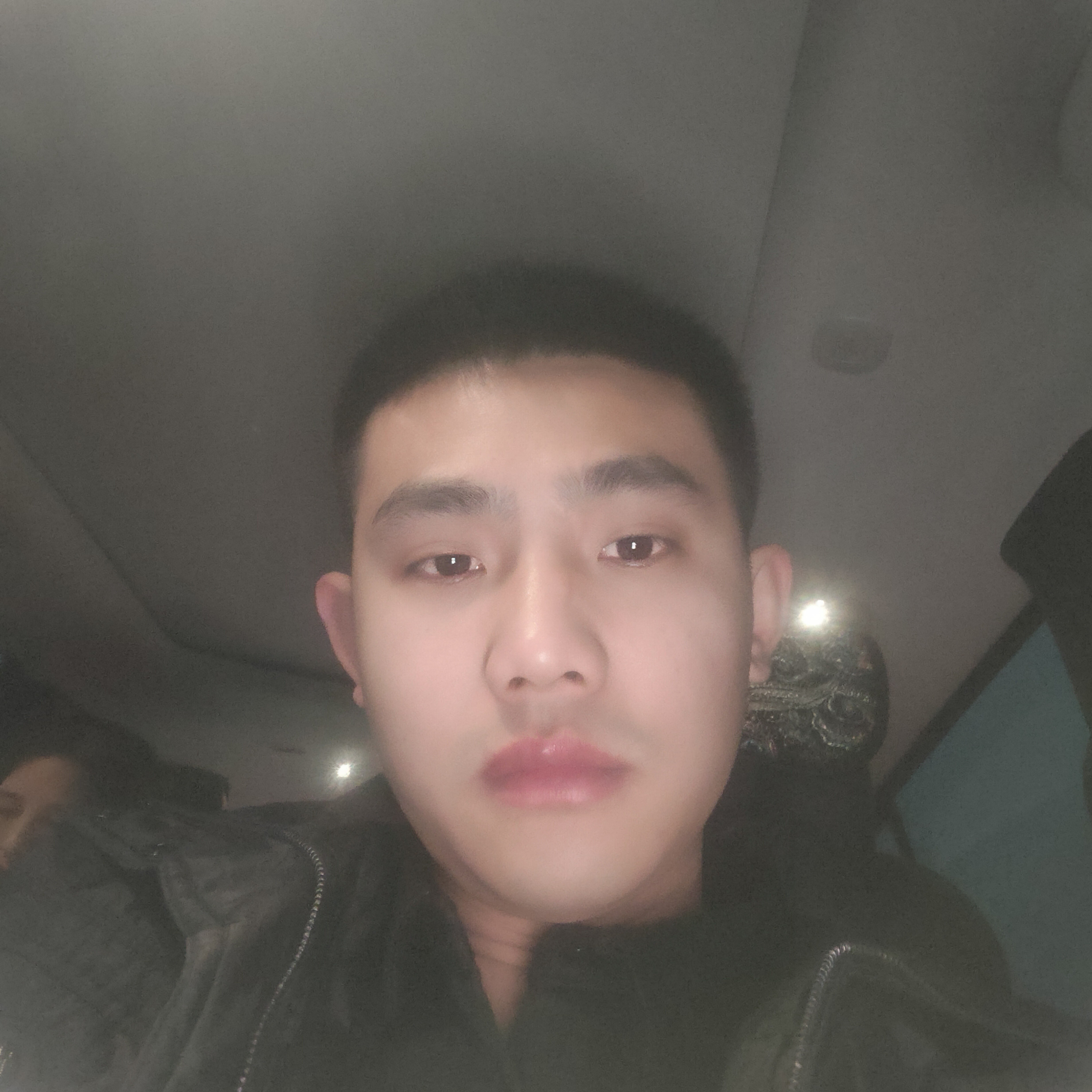 无垠浅吻醉月的照片
