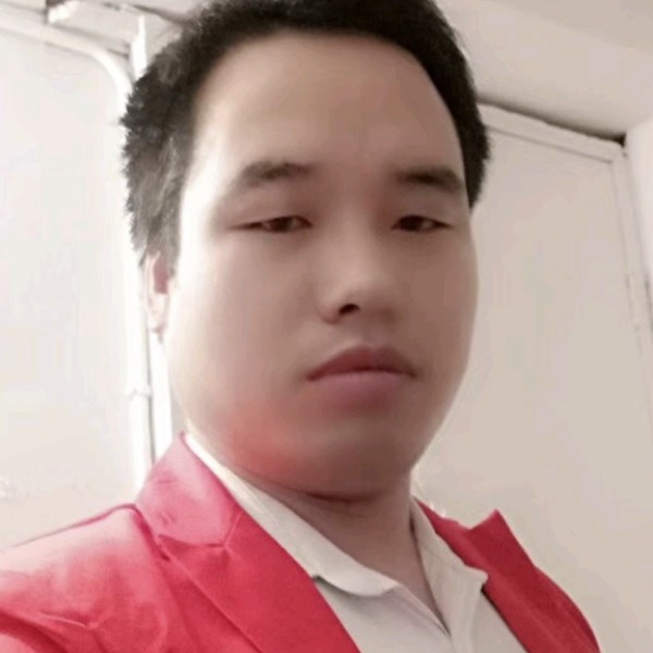 昏睡有绿茶的照片
