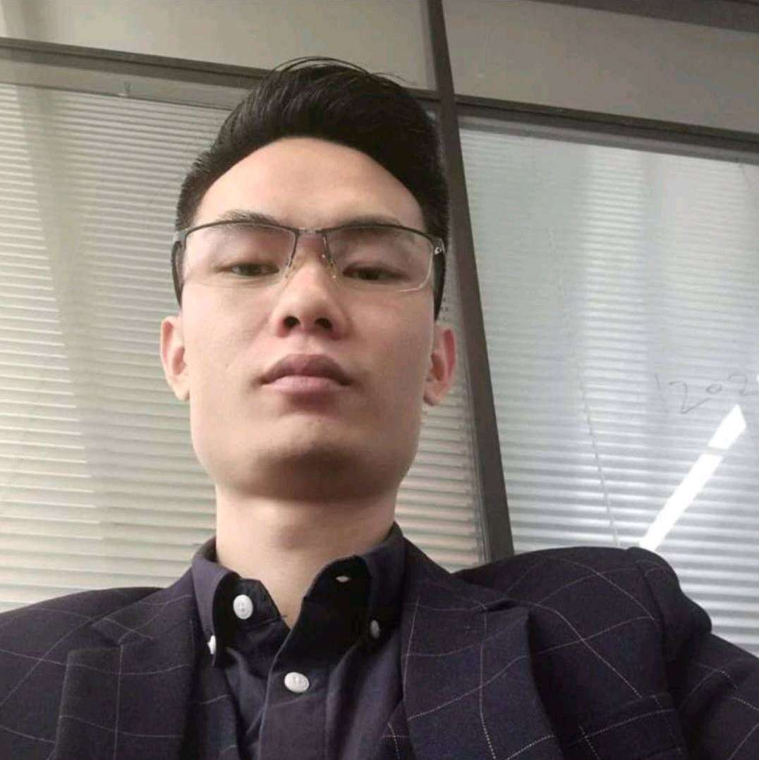 追寻泪了眼睛的照片