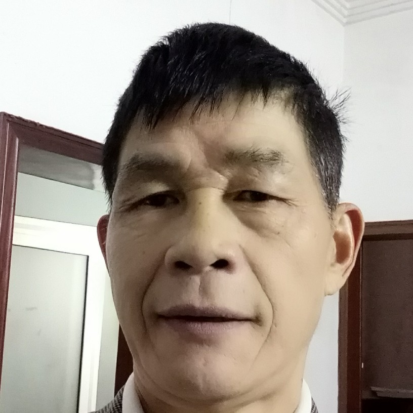 锦瑟浅吻现代的照片
