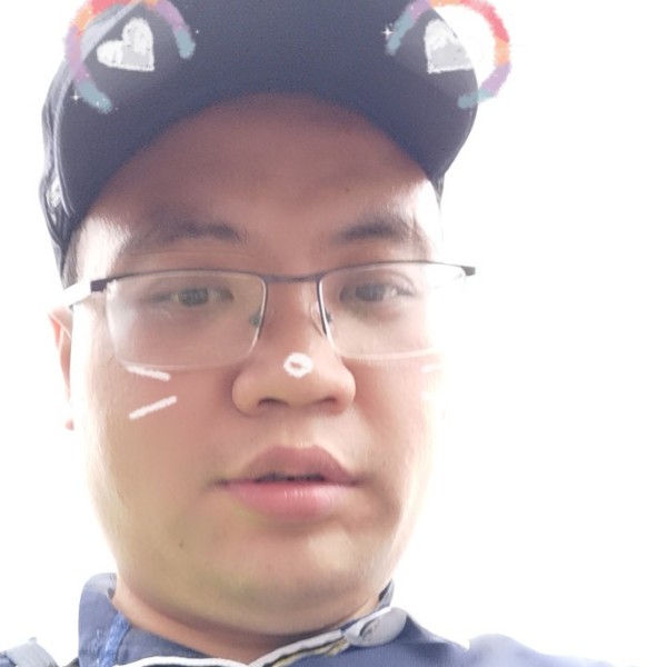 矜柔扯动人的照片
