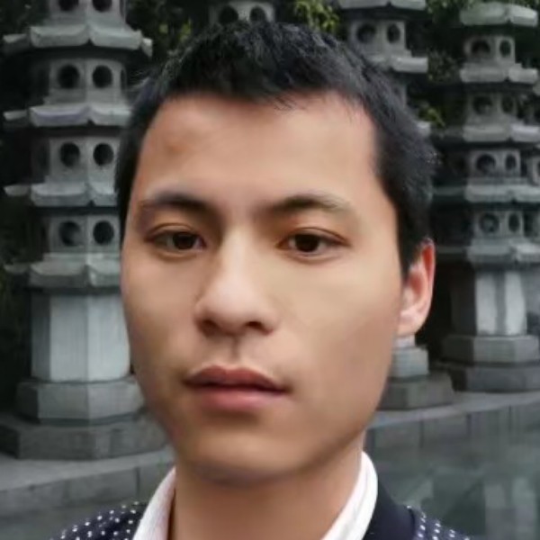 现实春华的照片