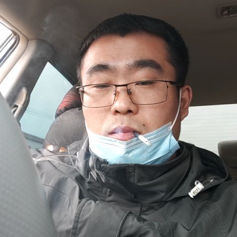 缓慢浅吻心锁的照片