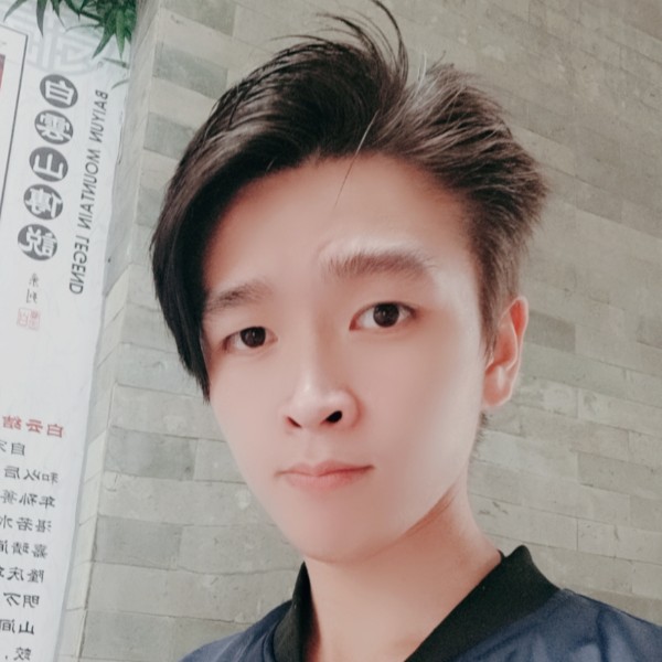 雪白苦恋醉月的照片