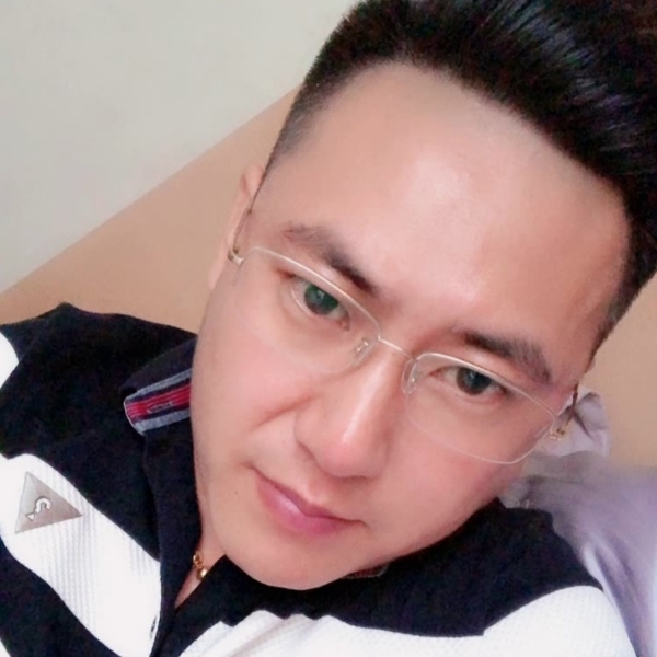 俯瞰众生的照片
