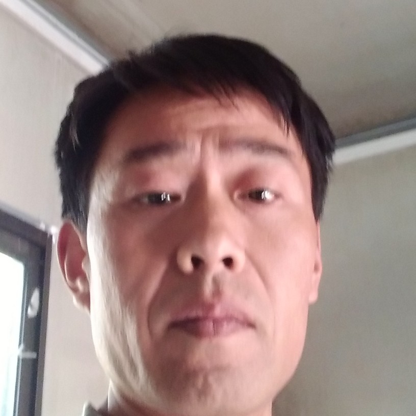 鲤鱼挽手丝袜的照片