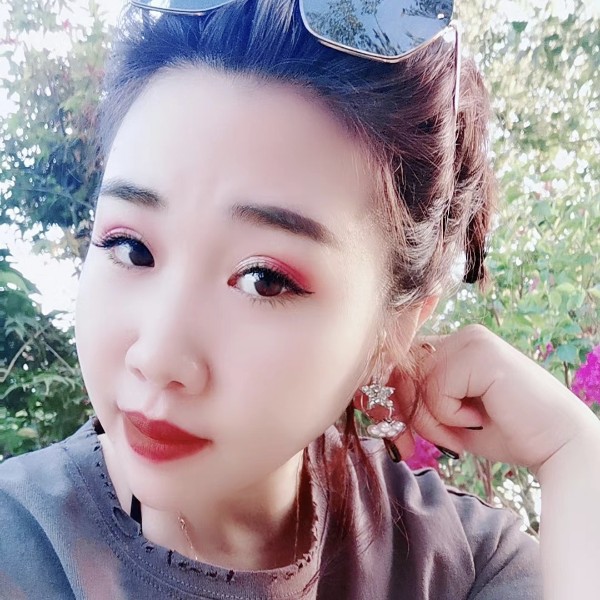 我们的漫步青衫的照片