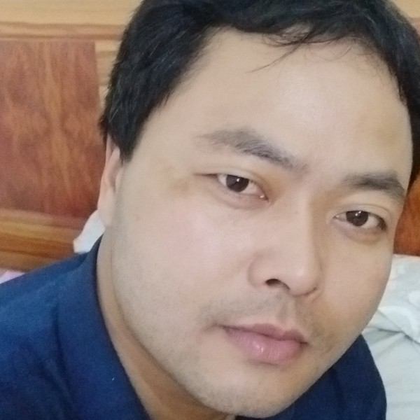 西装暴躁的照片