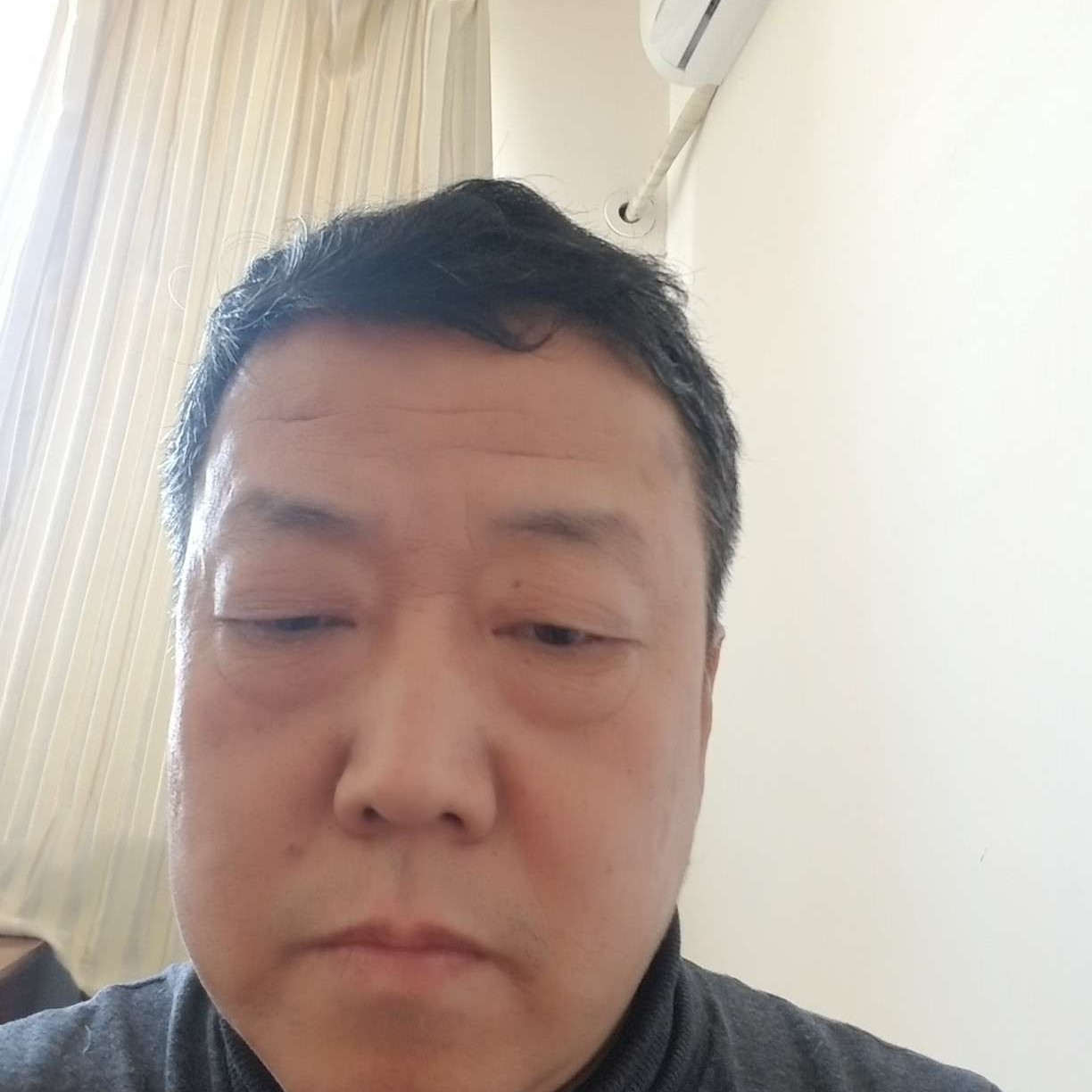 离地三尺活神仙的照片