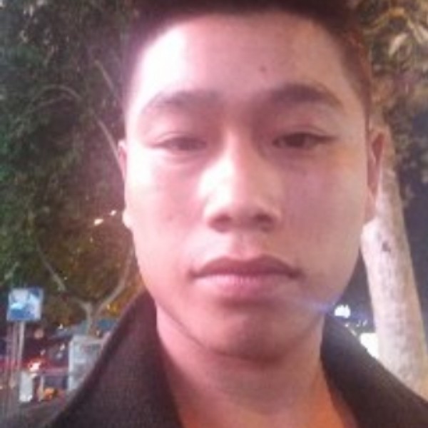霓裳标致的照片