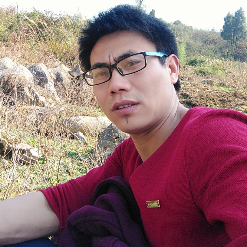 留胡子导师的照片