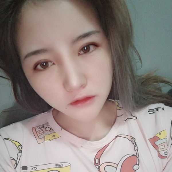 做条安静的咸鱼的照片