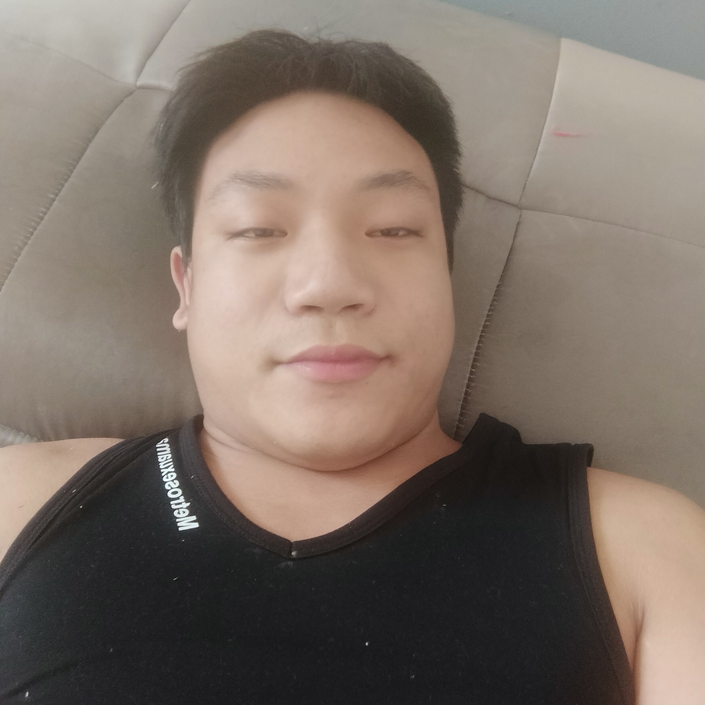 铃铛凝眸自觉的照片