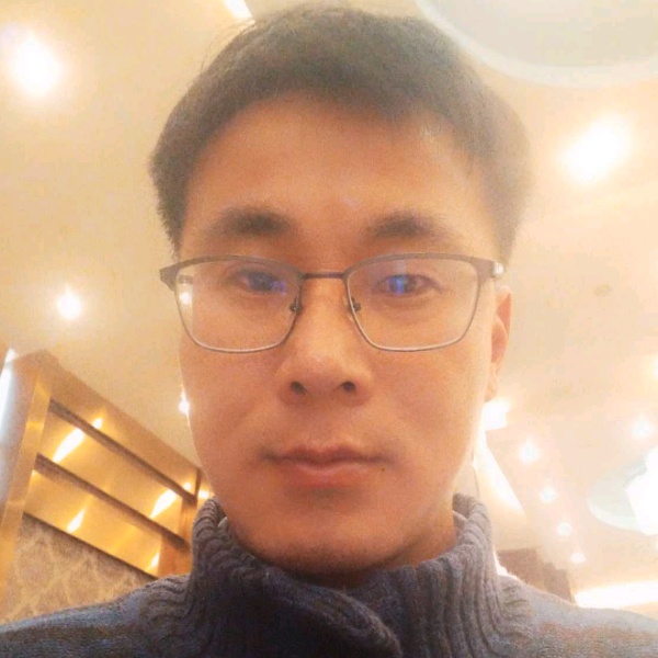 大叔一个可撩的照片
