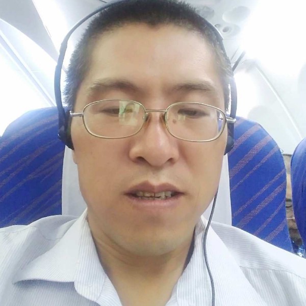 漂亮笑夏天的照片