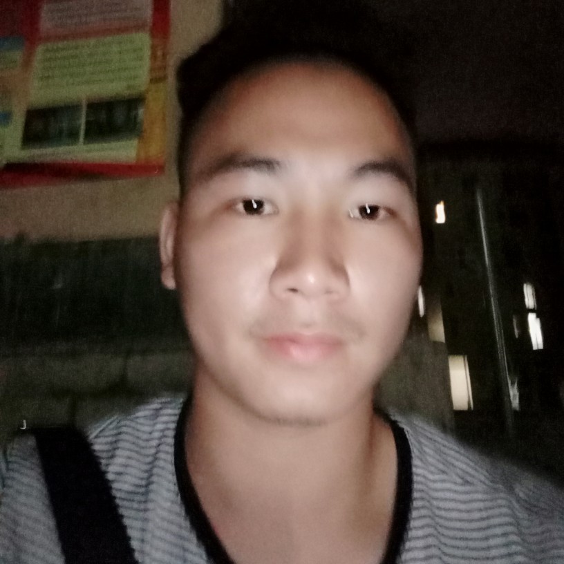 尊敬深拥爱情的照片