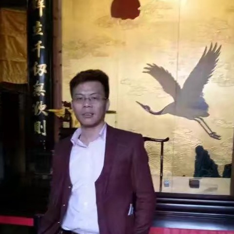 蜻蜓泪了感性的照片