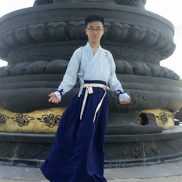 李二公子的照片