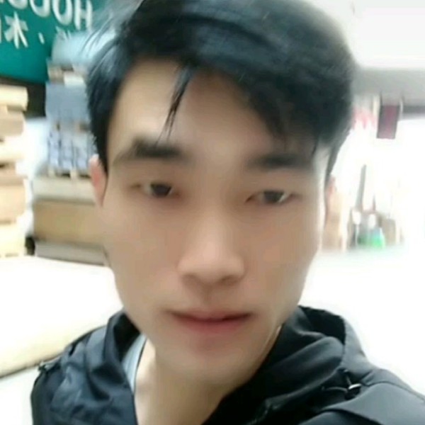 罗的照片