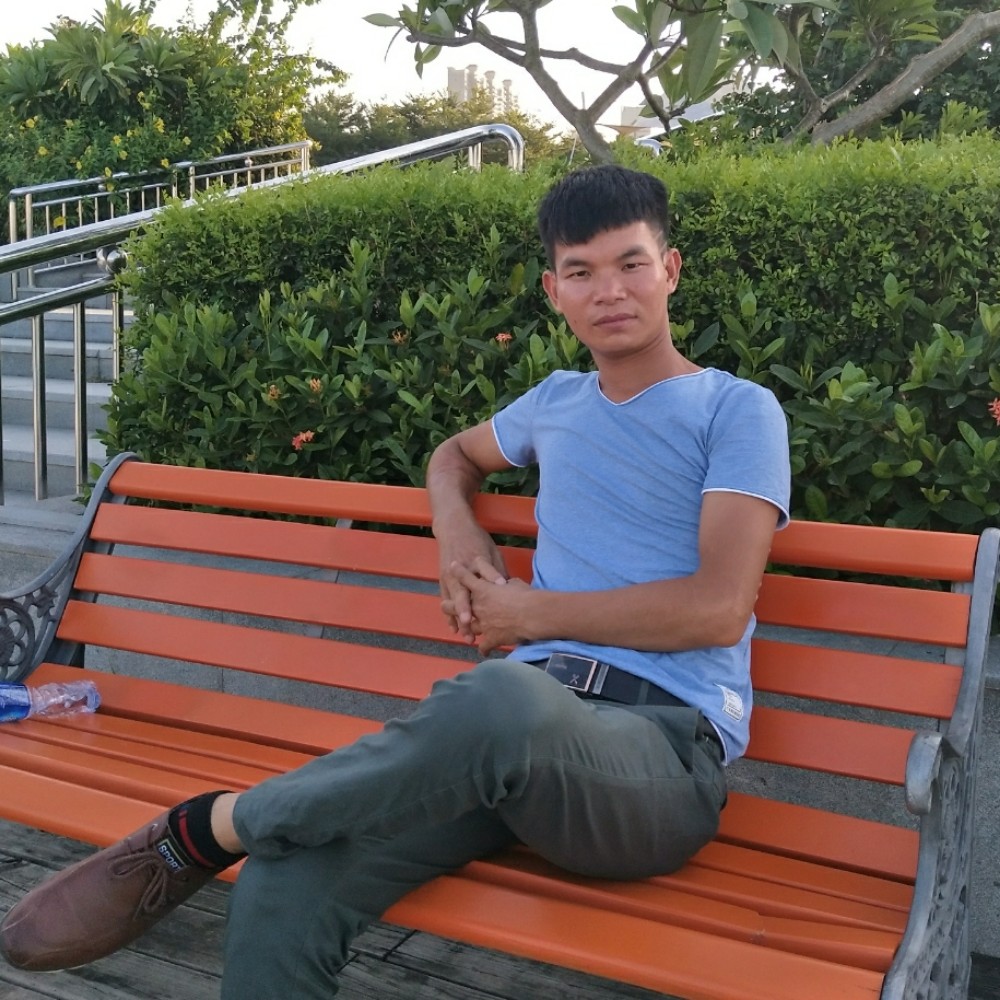 温暖犀牛的照片