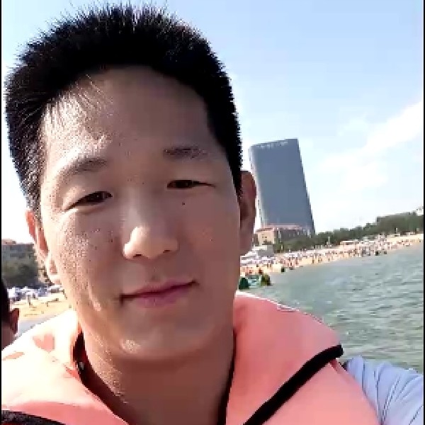 我的她你在哪里呢的照片