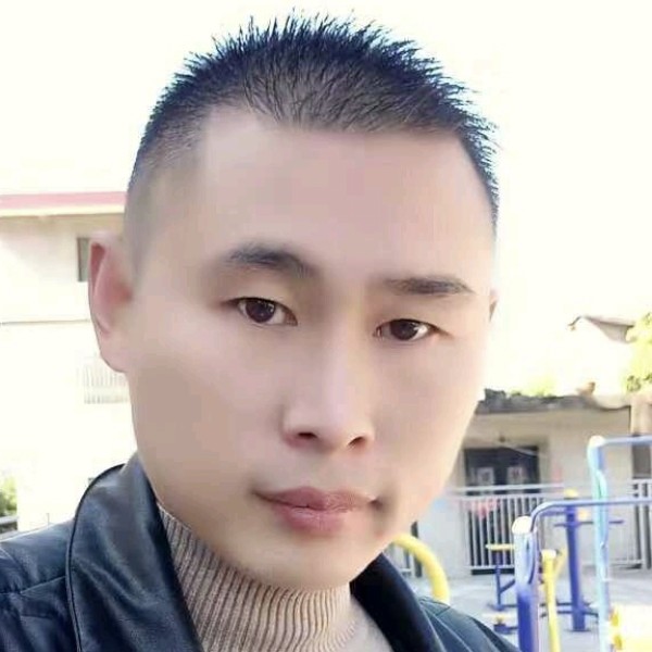 直率苦恋余溫的照片