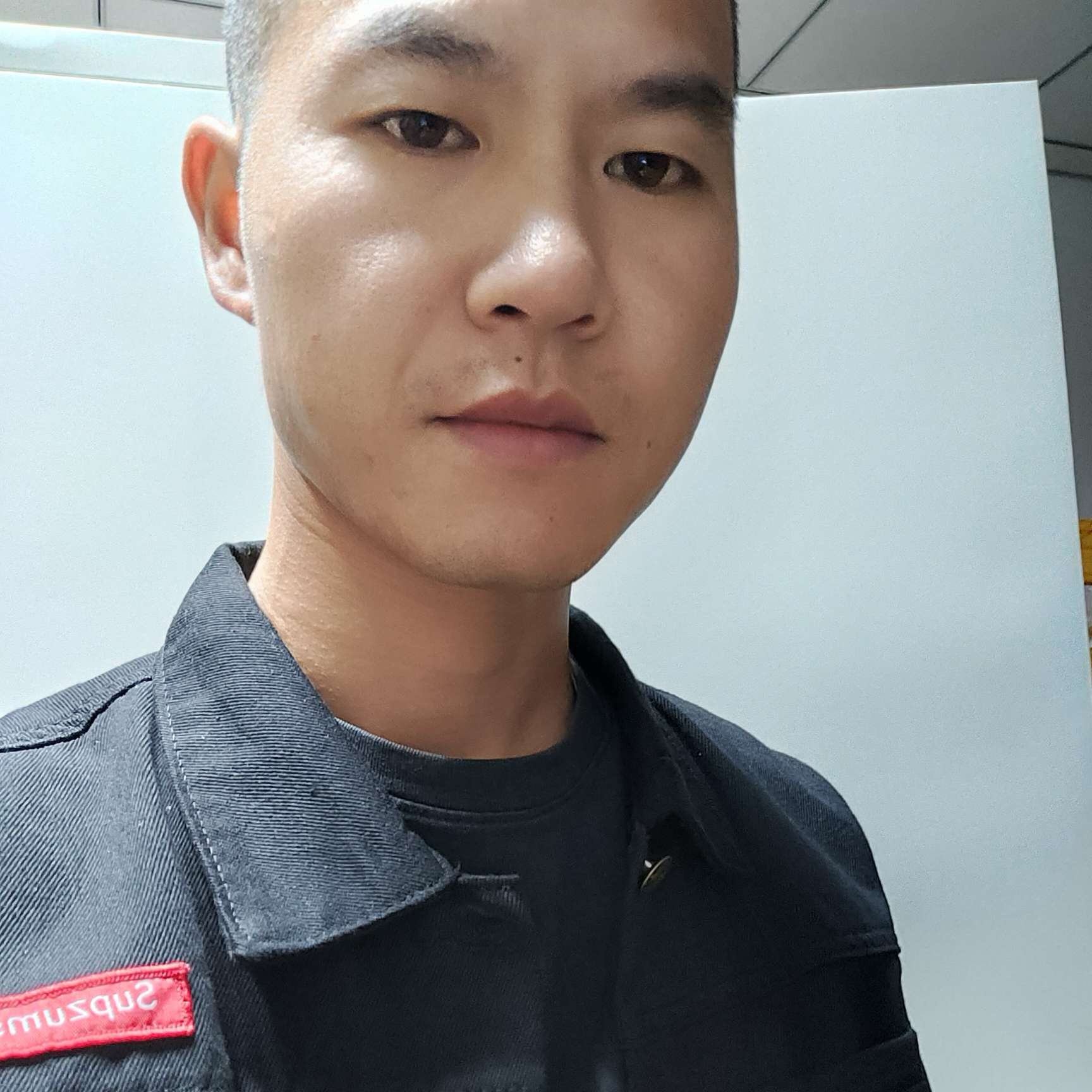豌豆拿知性的照片