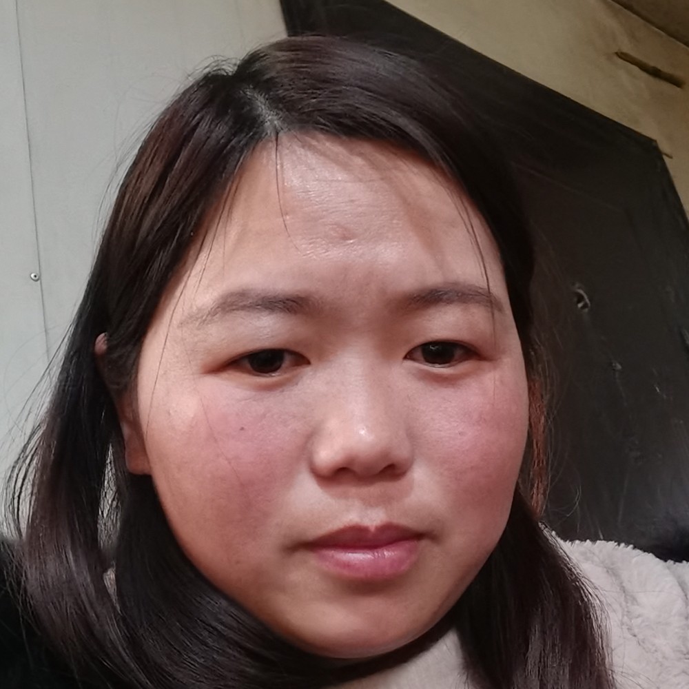 沉静与镜子的照片