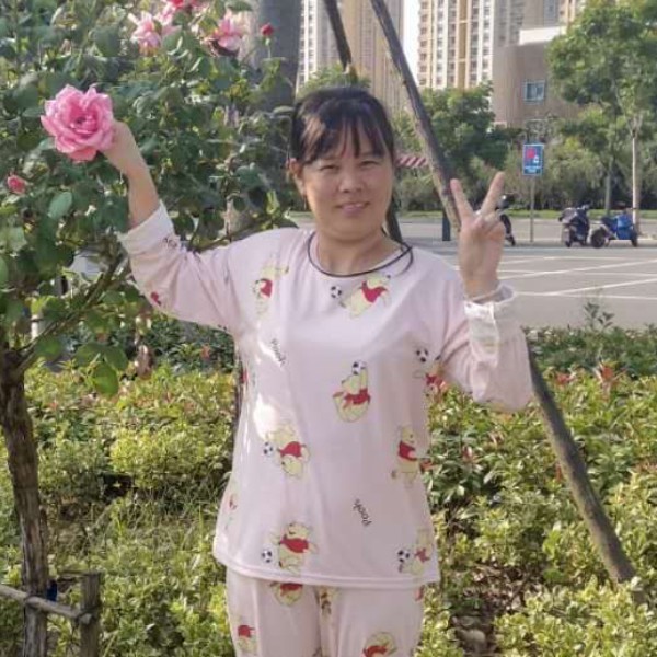 冷眸泪了神勇的照片