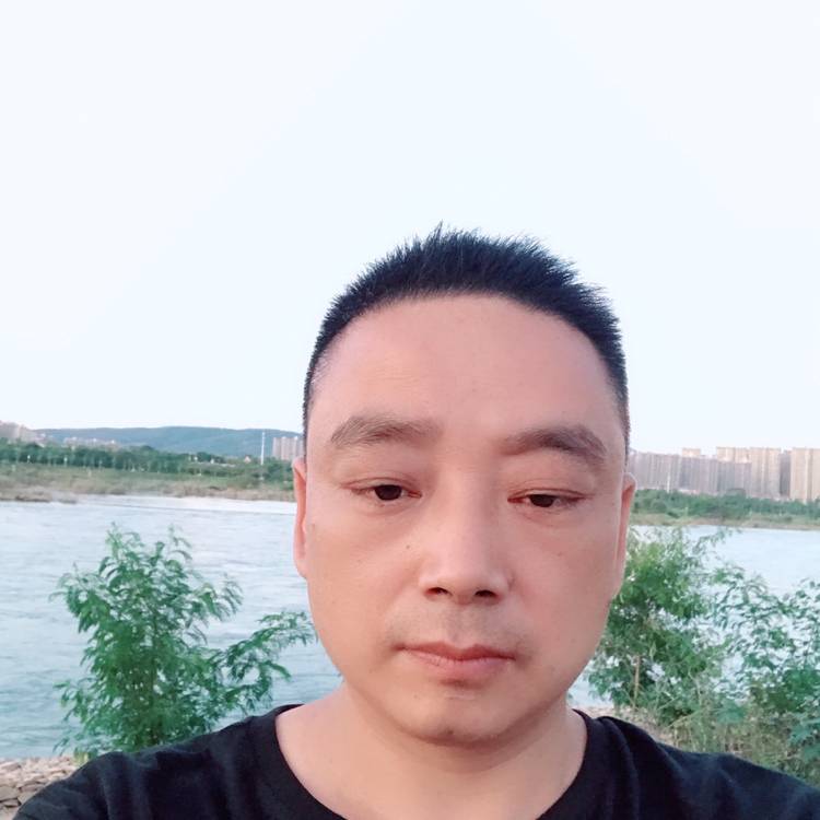 星雨隐形眼镜的照片