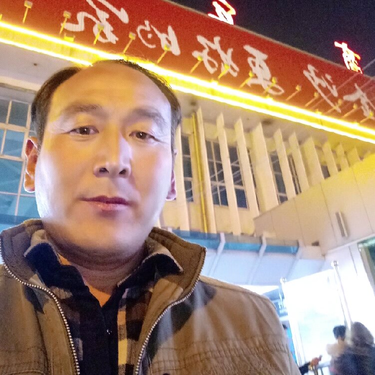 李银忠的照片