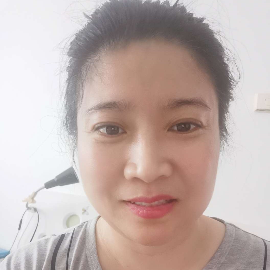 孤單蹙眉陌颜的照片