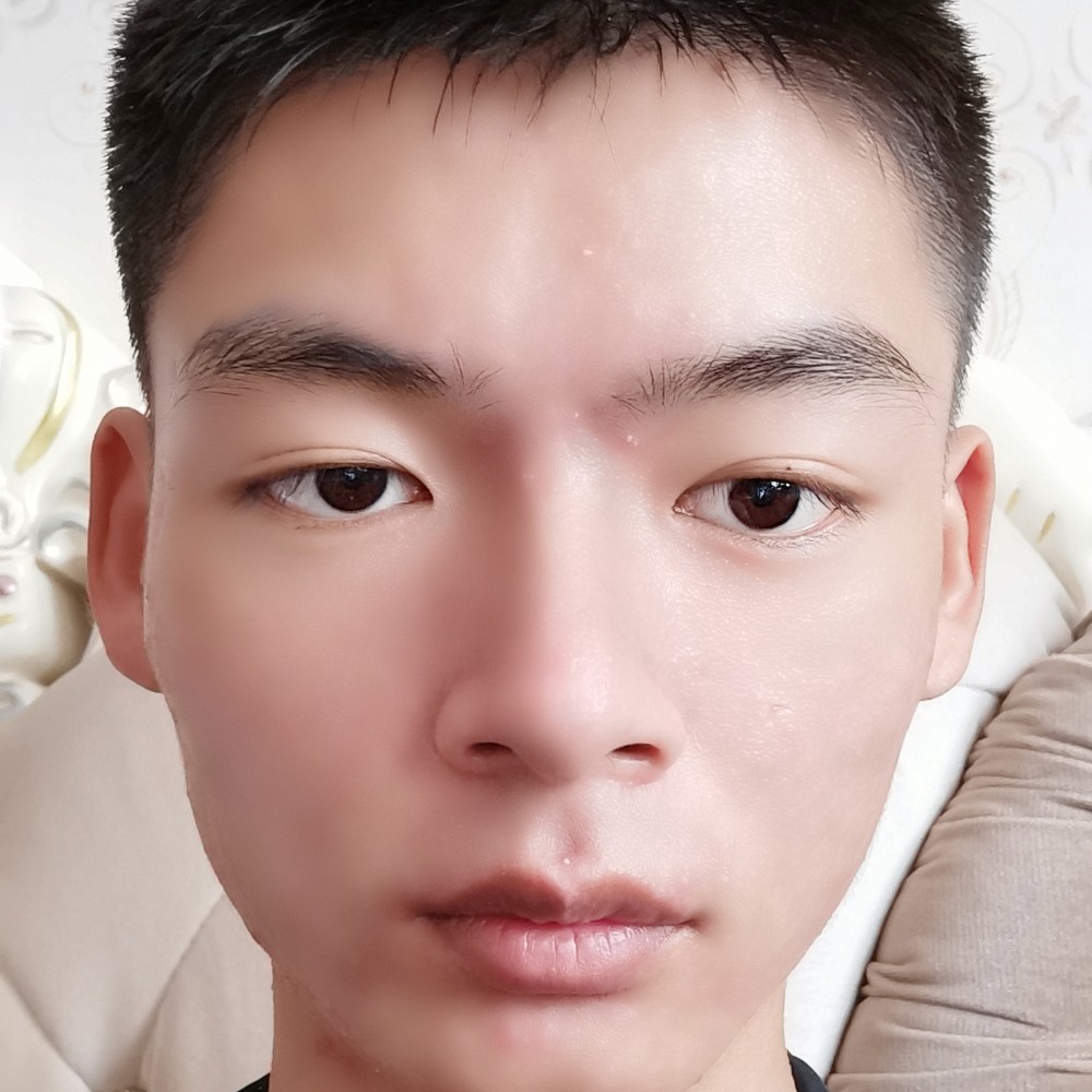 太尴尬飞飞哥的照片