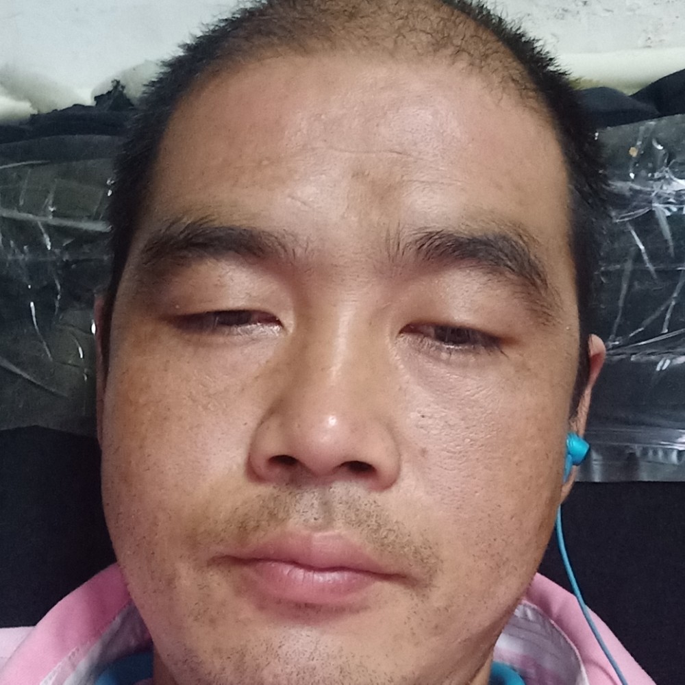魁梧放弃彼岸的照片