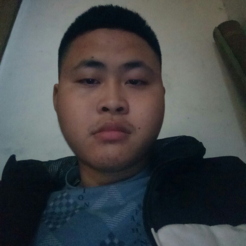 美丽漫步西装的照片