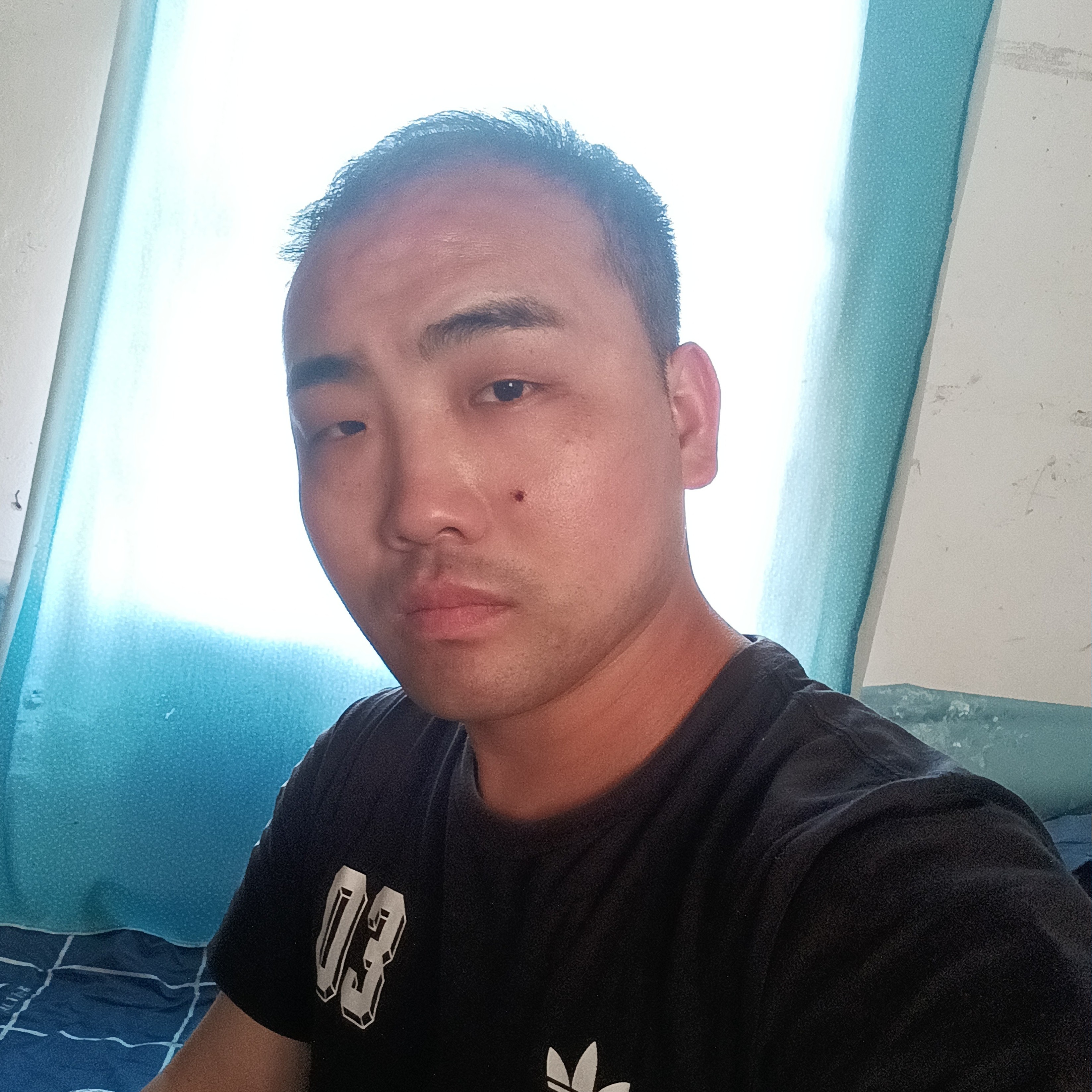 凉水保温杯的照片