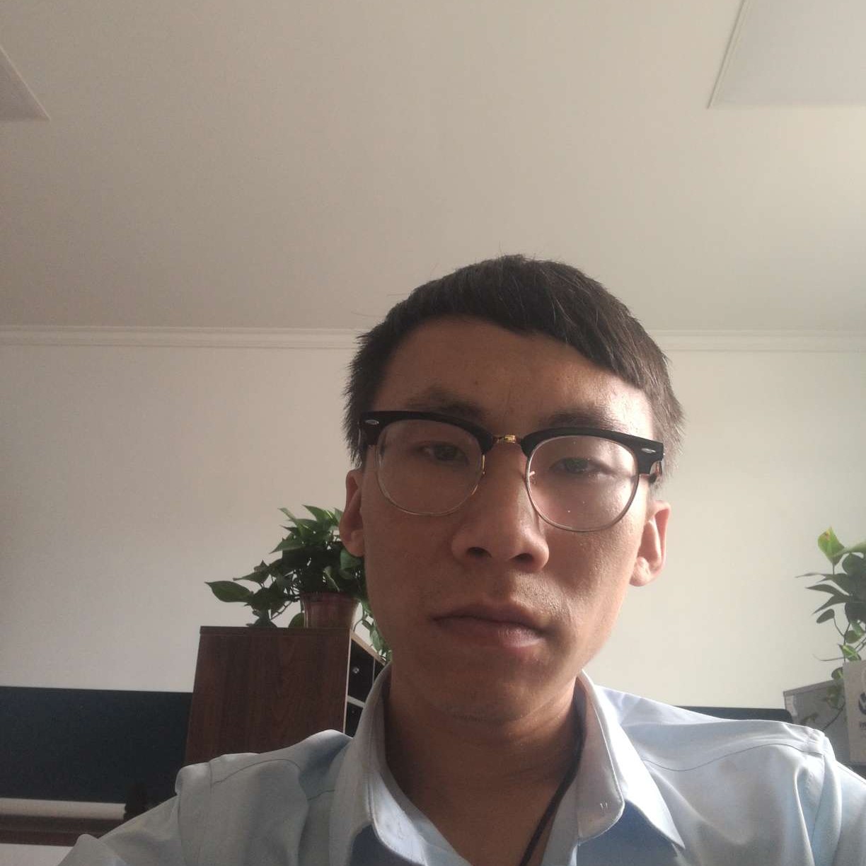 落幕的张的照片