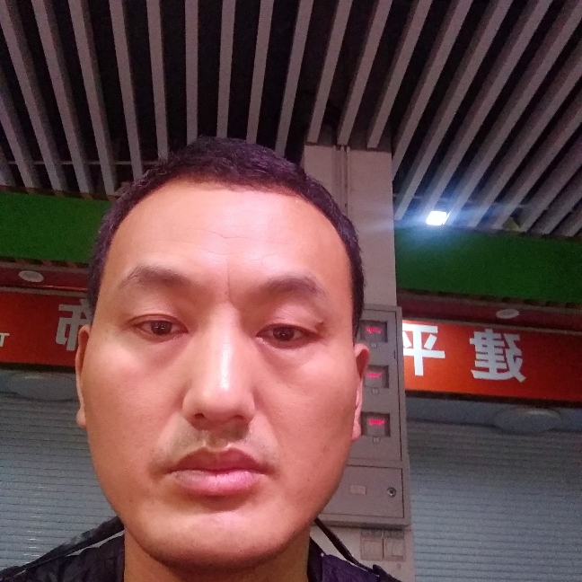 旧颜爱过时的照片