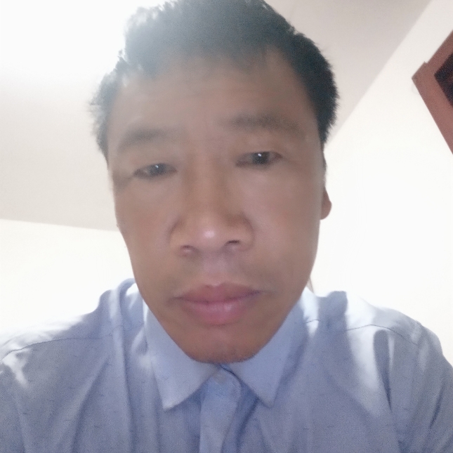 撒网斗鱼的照片