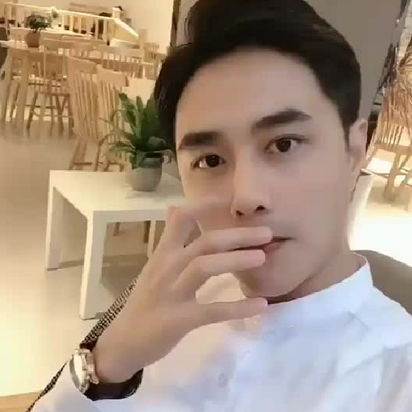 绚烂闻未来的照片