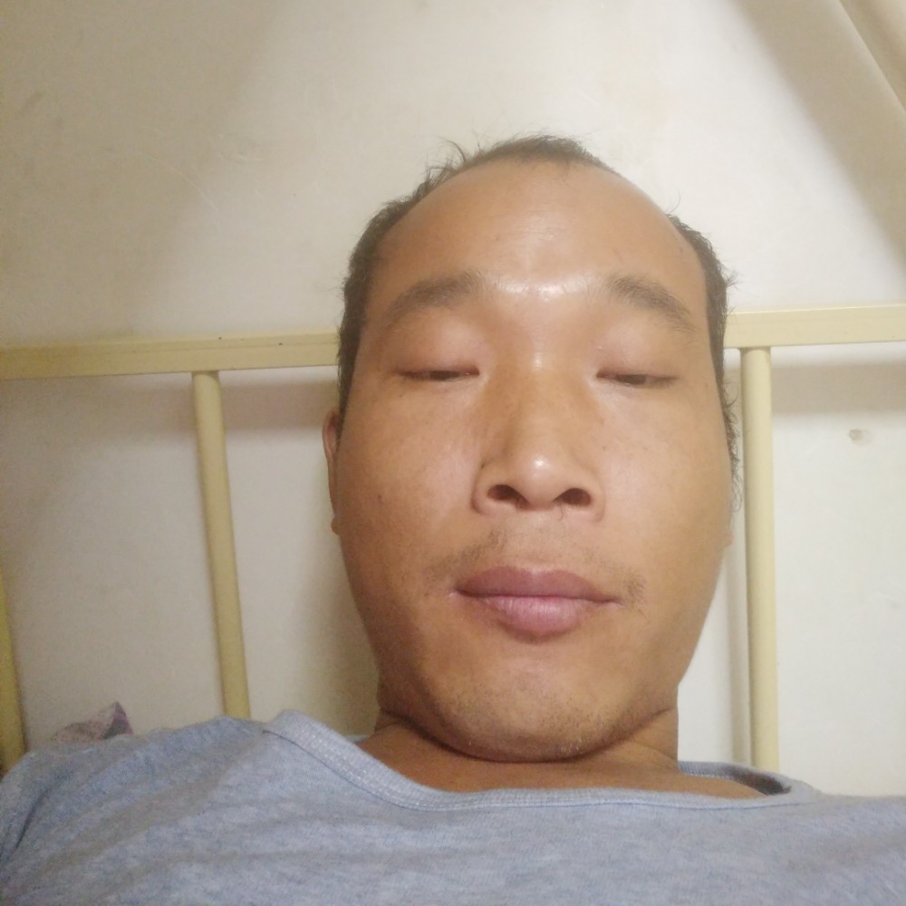 陈纳新的照片